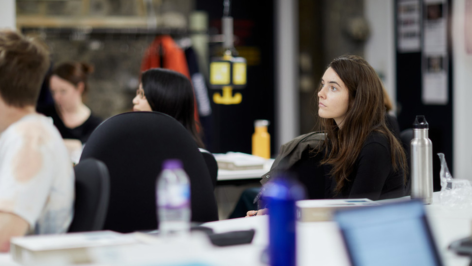 Workspaces with suspended power supplies in Hatch Lab