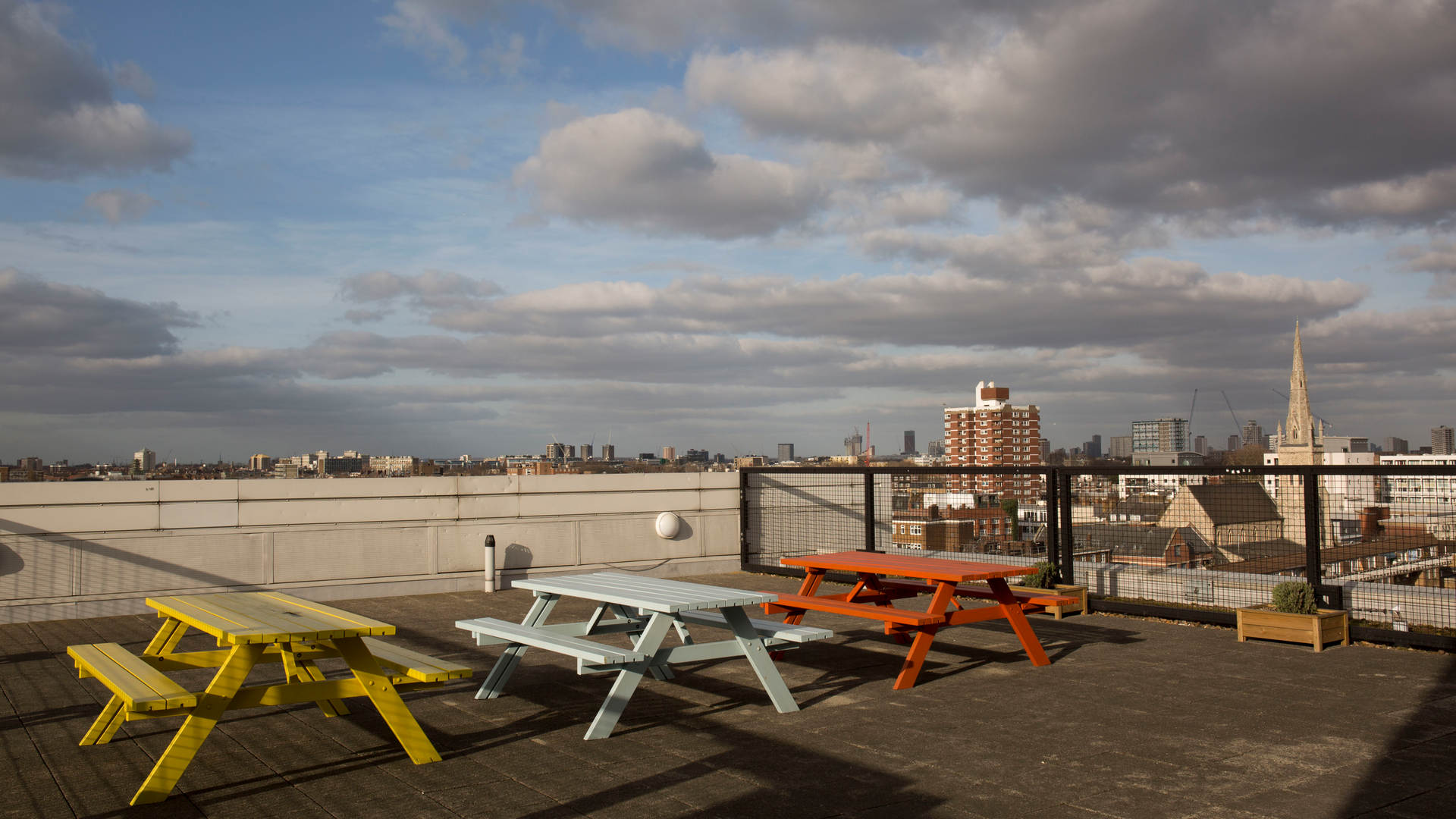 Rooftop with benches at Quantum Court